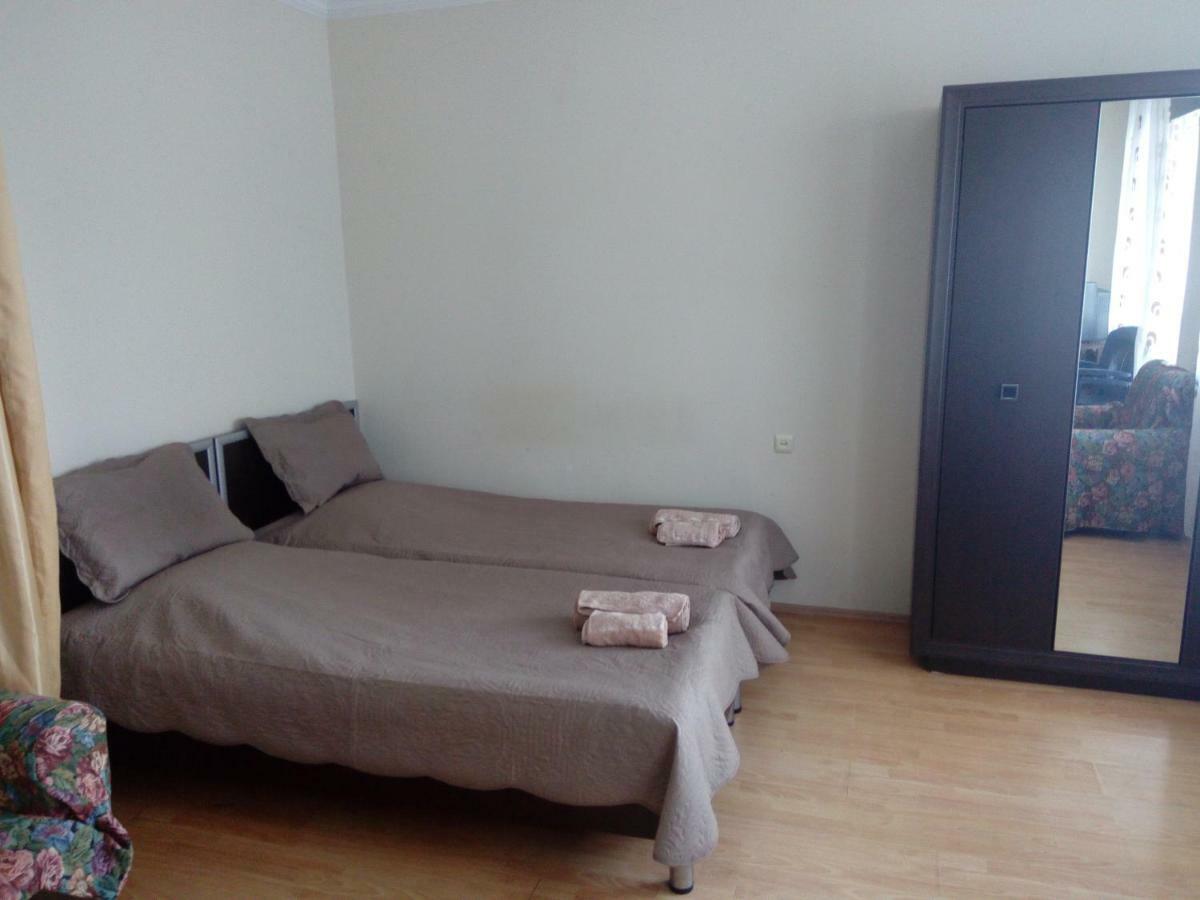 Apartment Khimshiashvili 9 巴统 外观 照片